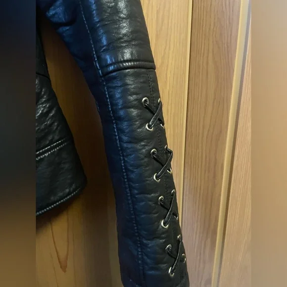 GUESS Brand Black “Leather” Jacket S - Picture 6 of 8